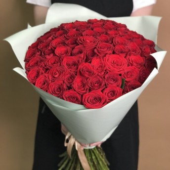 Букет из 75 роз (70 см)